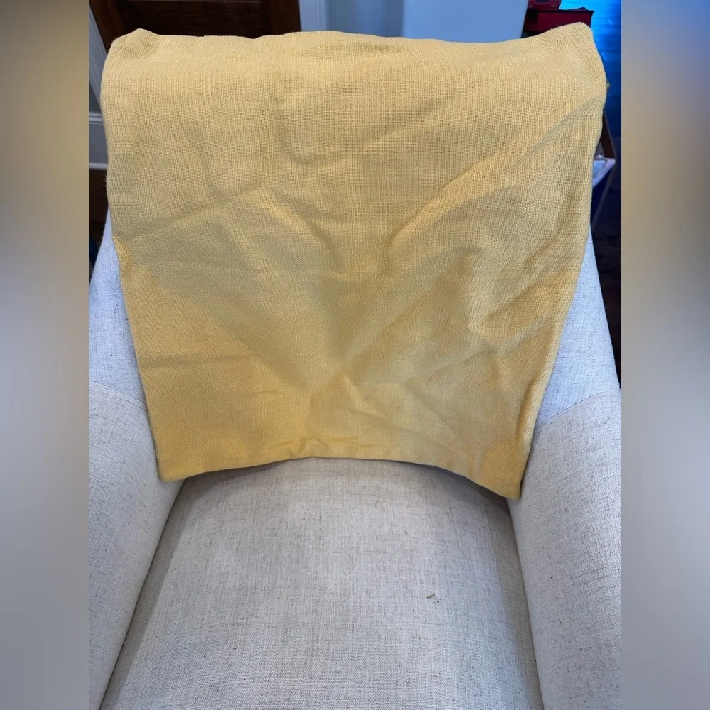 POTTERY BARN Pillow Cover TEXTURED 100% LINEN Big Button Butter Yellow 18 in